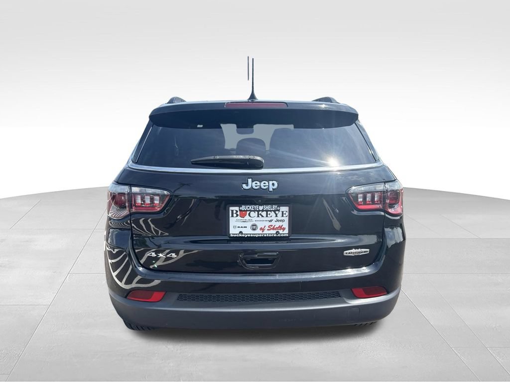 Used 2023 Jeep Compass Latitude AWD/4WD image 5