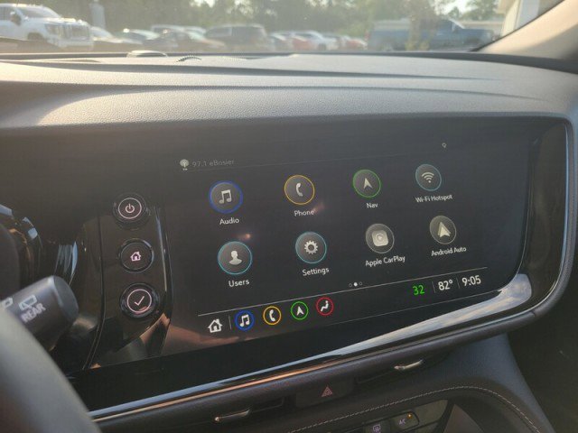 Used 2023 Buick Envision Avenir image 22