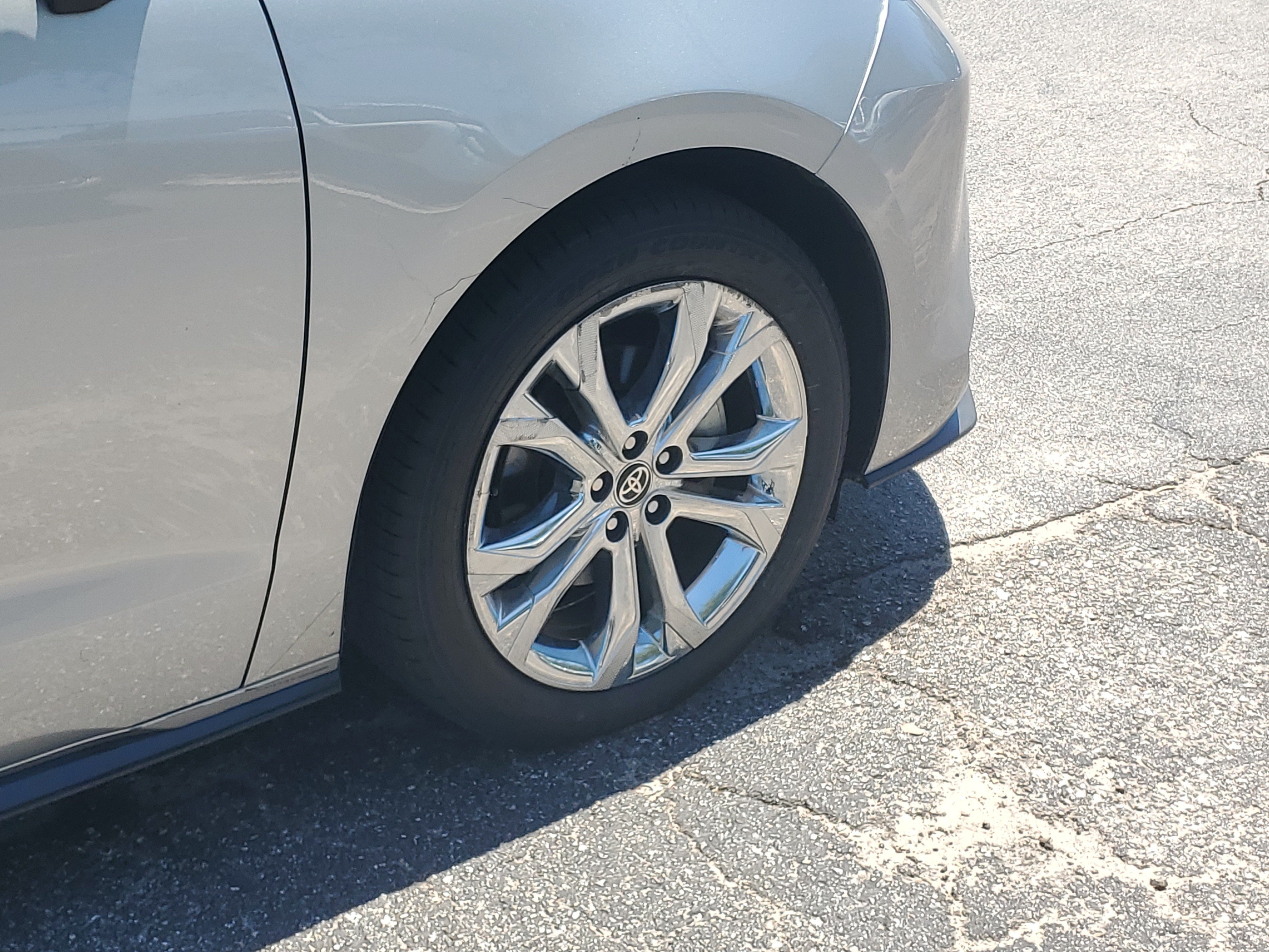 Certified 2023 Toyota Sienna Platinum FWD image 7