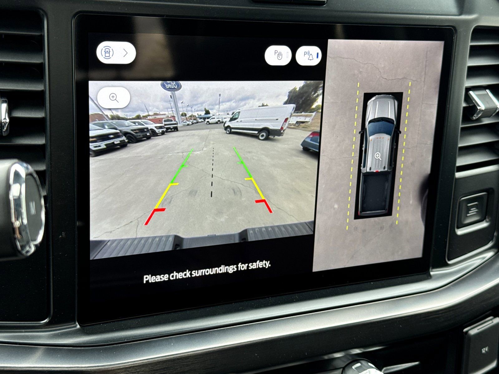 New 2026 Ford F250 Lariat w/ FX4 Off-Road Package image 22