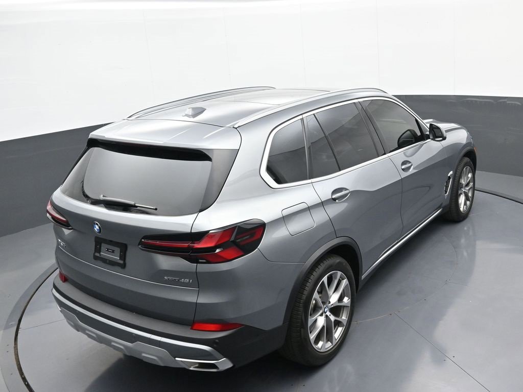 Used 2024 BMW X5 xDrive40i w/ Premium Package image 36