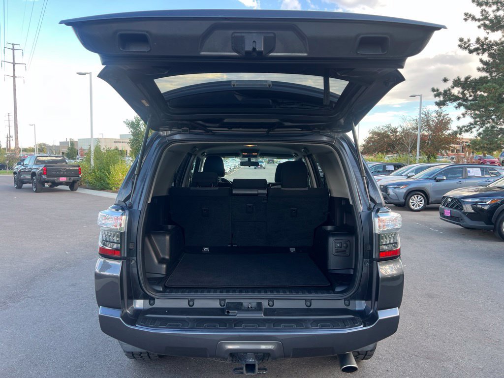 Used 2017 Toyota 4Runner SR5 RWD image 14
