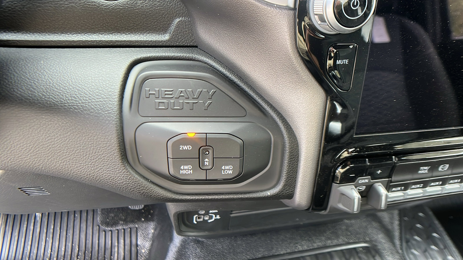 New 2025 RAM 5500 2WD Regular Cab image 24