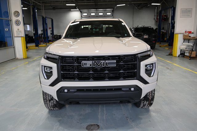 New 2026 GMC Canyon Elevation w/ Convenience Package image 2