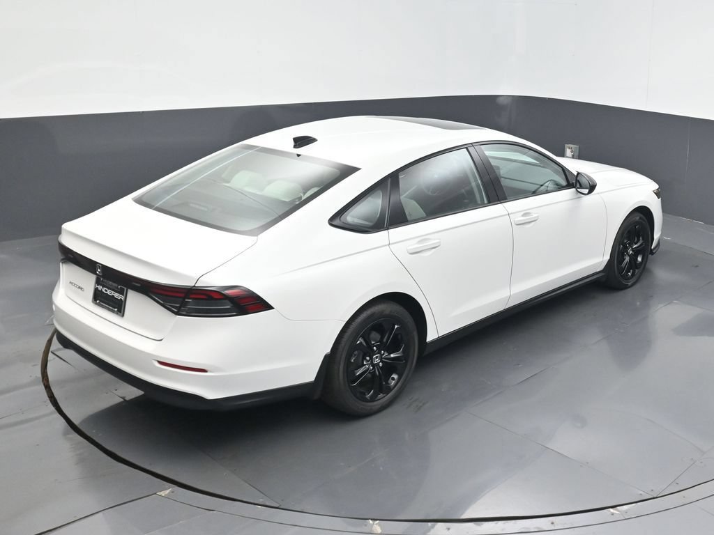 New 2025 Honda Accord SE image 12