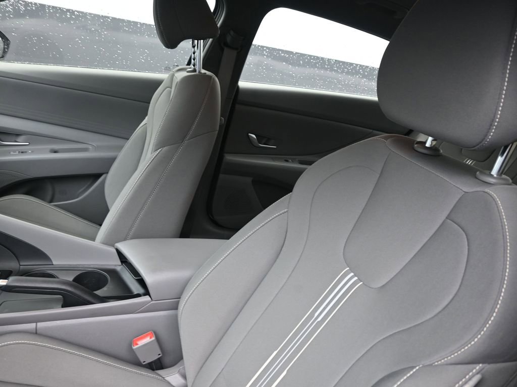 Certified 2024 Hyundai Elantra SEL image 22