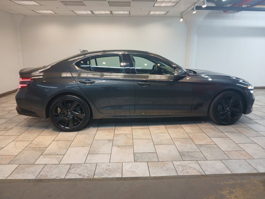 Used 2023 Genesis G70 2.0T w/ Sport Prestige Package image 4