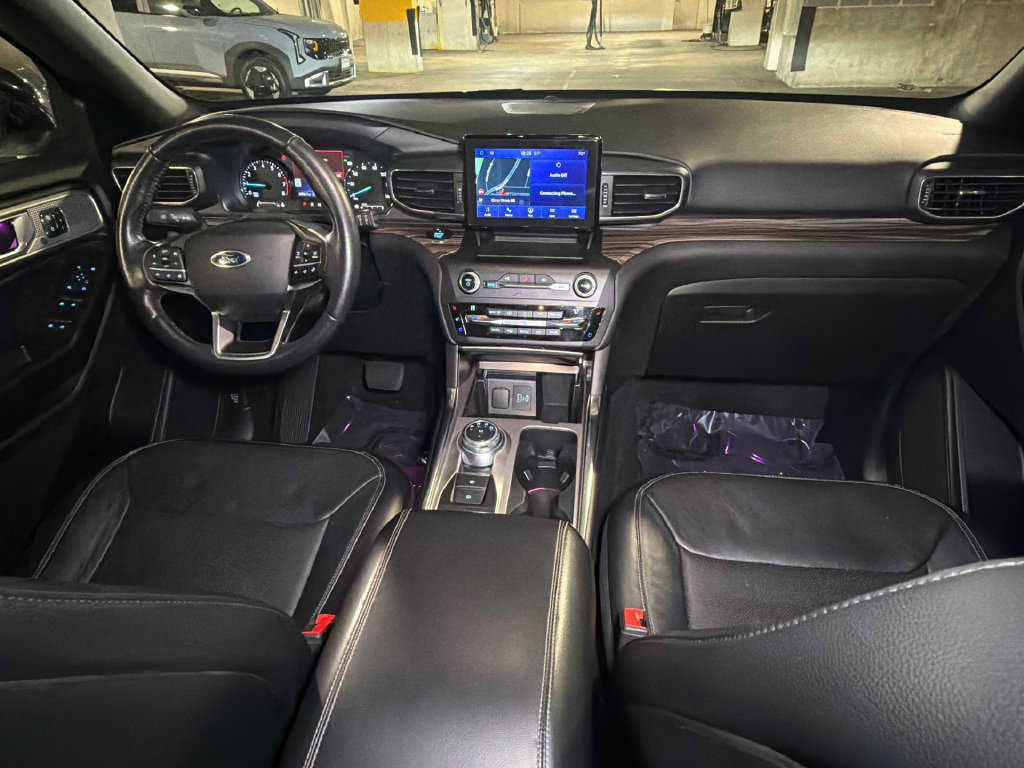 Used 2020 Ford Explorer Limited AWD/4WD image 17