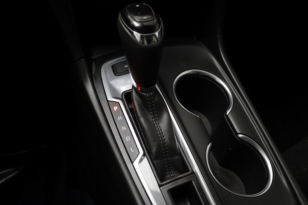 Used 2019 Chevrolet Equinox LS w/ LS Convenience Package image 11