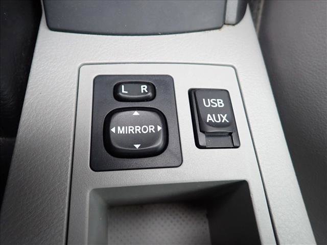 Used 2012 Toyota RAV4 Limited image 21