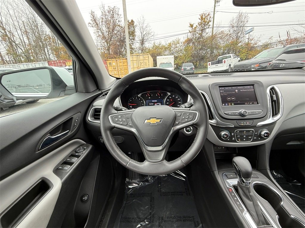 Used 2022 Chevrolet Equinox LT image 19