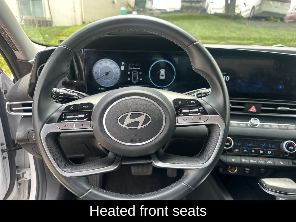 Used 2025 Hyundai Elantra Limited FWD image 10