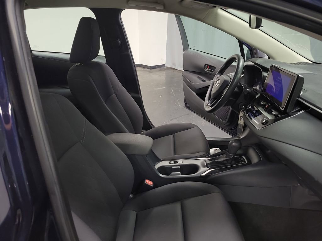 Used 2023 Toyota Corolla LE image 21
