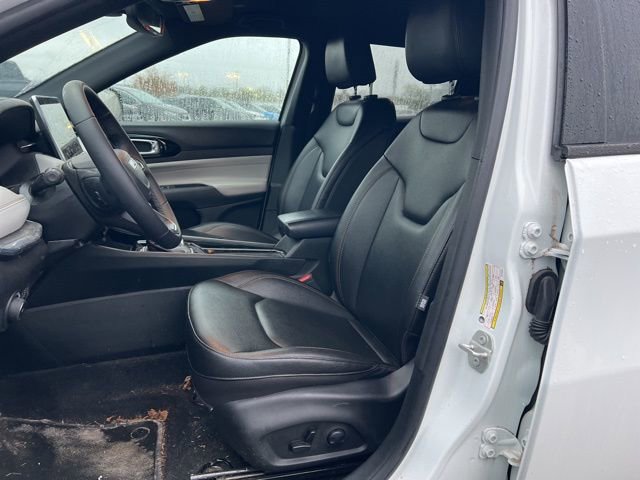 Used 2024 Jeep Compass Limited AWD/4WD image 11