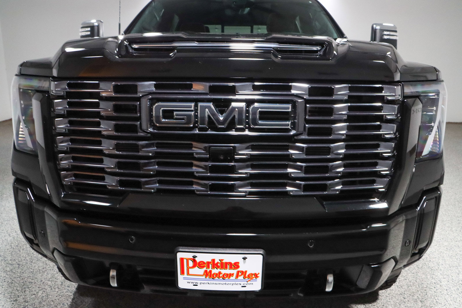 Used 2025 GMC Sierra 2500 Denali Ultimate w/ Max Trailering Package AWD/4WD image 5