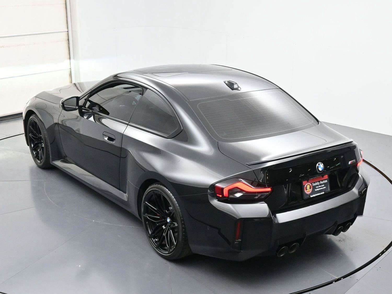 Used 2025 BMW M2 w/ Lighting Package RWD image 36