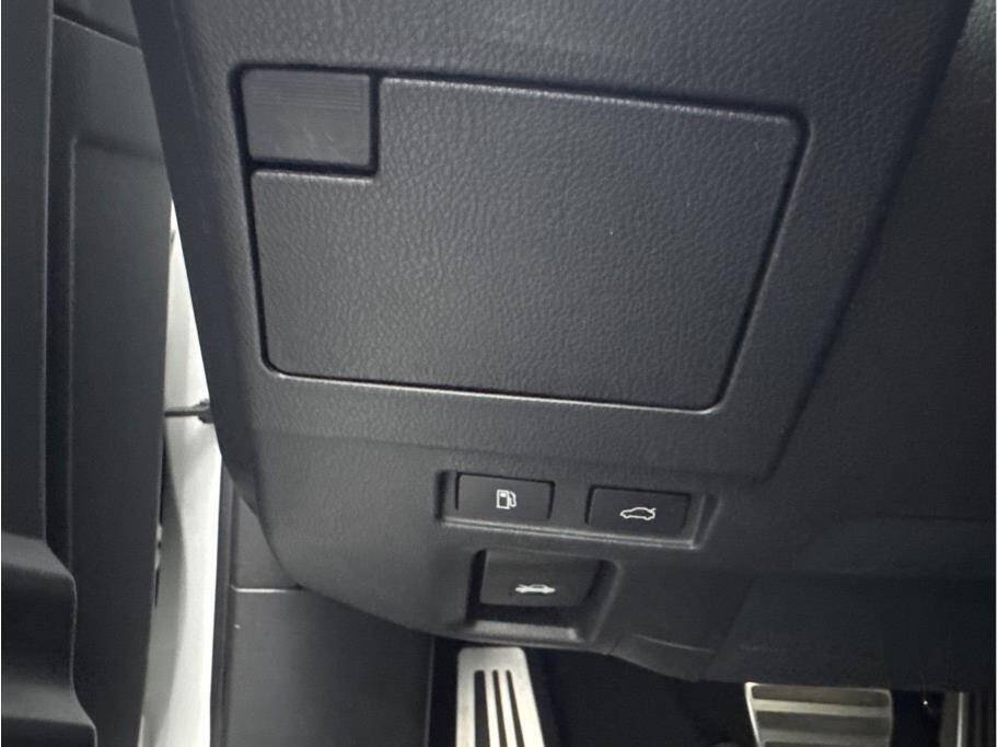 Used 2020 Lexus ES 350 F Sport w/ Accessory Package 2 FWD image 19