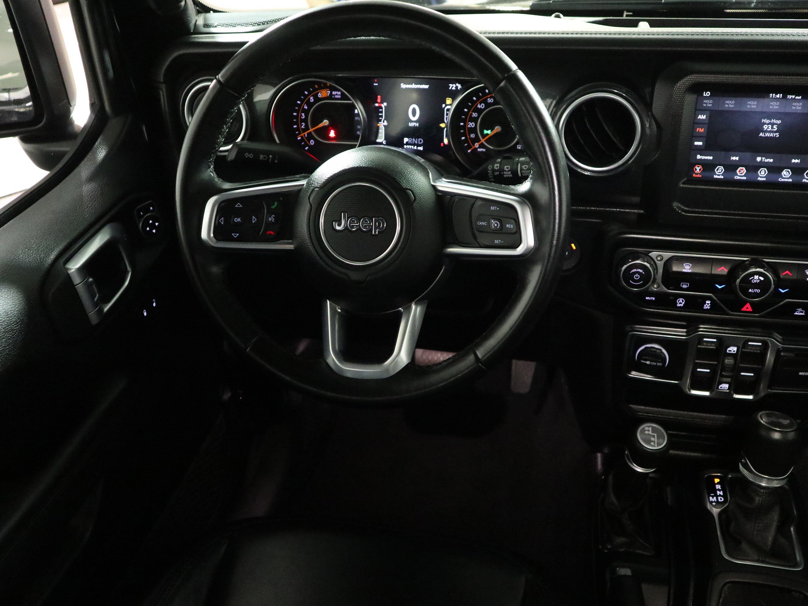 Used 2021 Jeep Wrangler Unlimited Sahara image 16