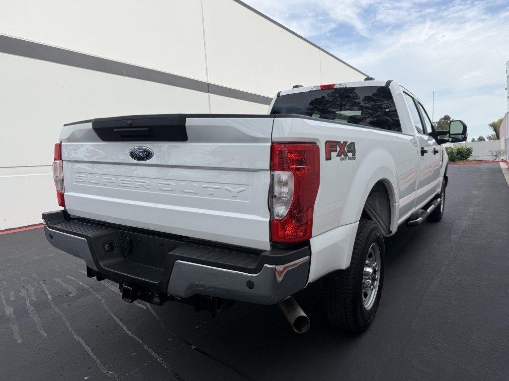 Used 2022 Ford F250 XL w/ Power Equipment Group AWD/4WD image 3
