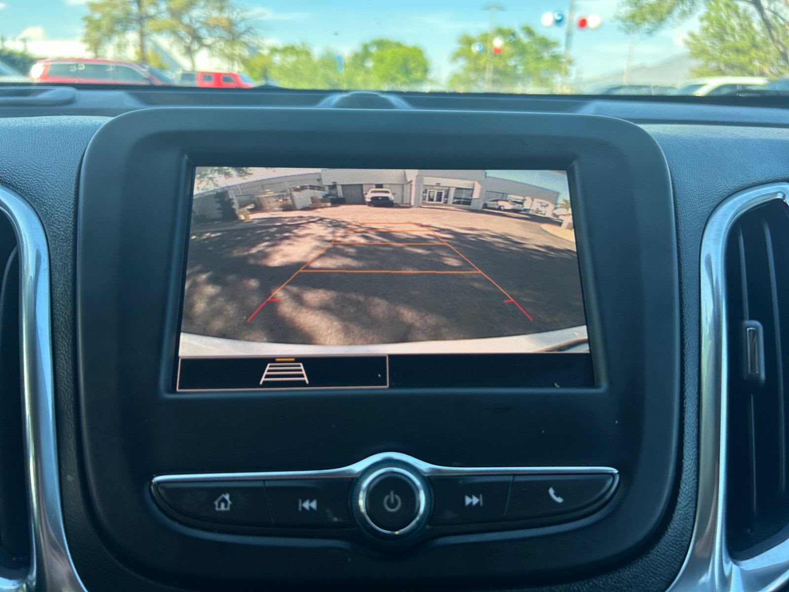 Used 2022 Chevrolet Equinox LS w/ LPO, Floor Liner Package FWD image 27