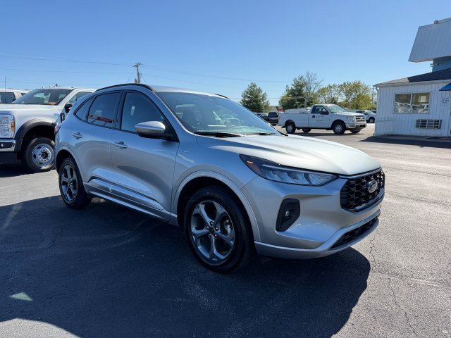 Used 2023 Ford Escape ST-Line Select w/ Tech Pack #1 AWD/4WD image 9
