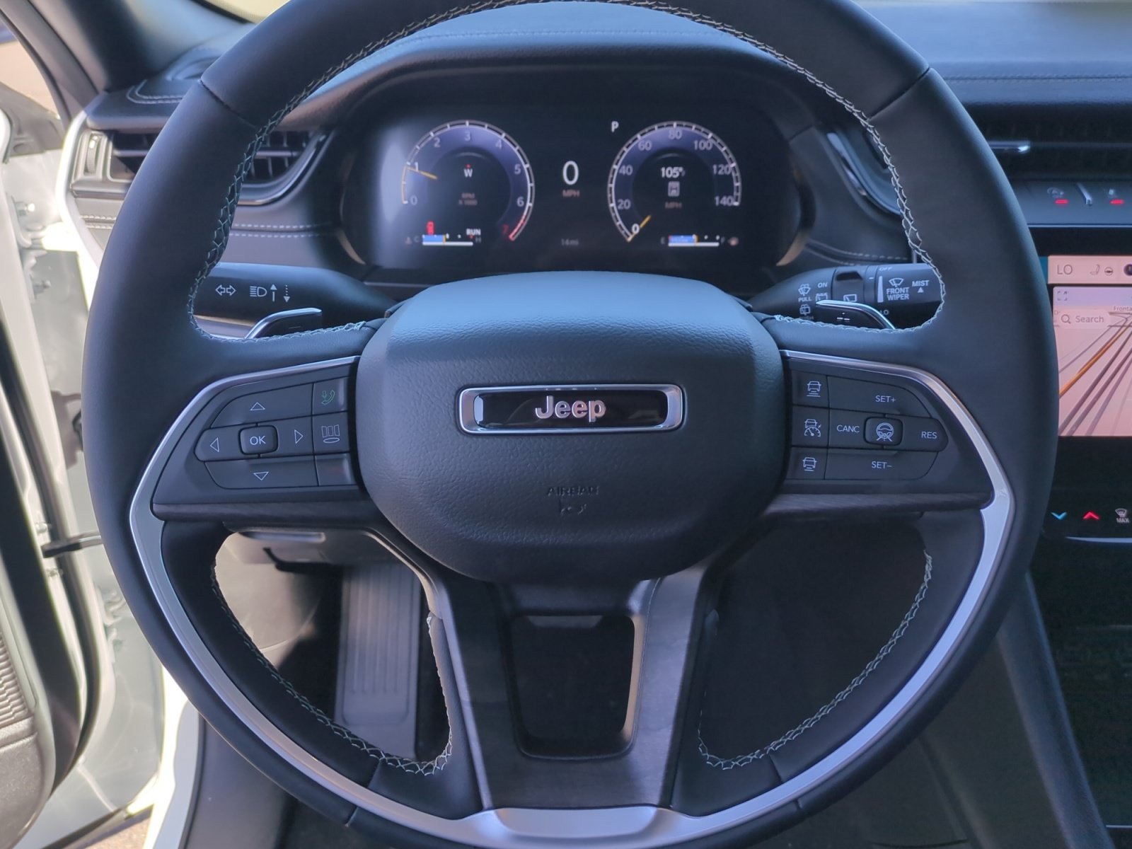 New 2026 Jeep Grand Cherokee Limited w/ Luxury Tech Group II AWD/4WD image 9