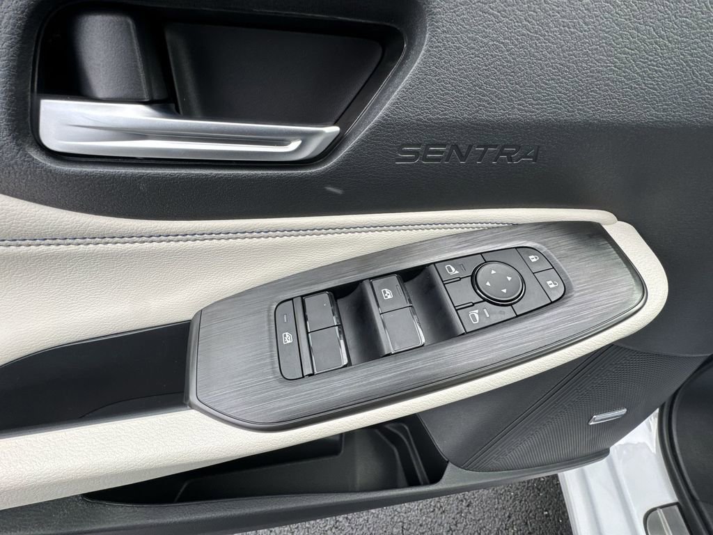 New 2026 Nissan Sentra SL image 13