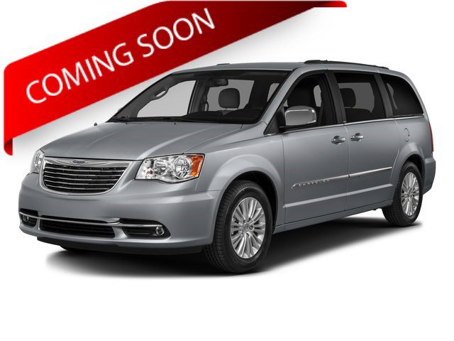 Used 2016 Chrysler Town & Country Touring-L image 1