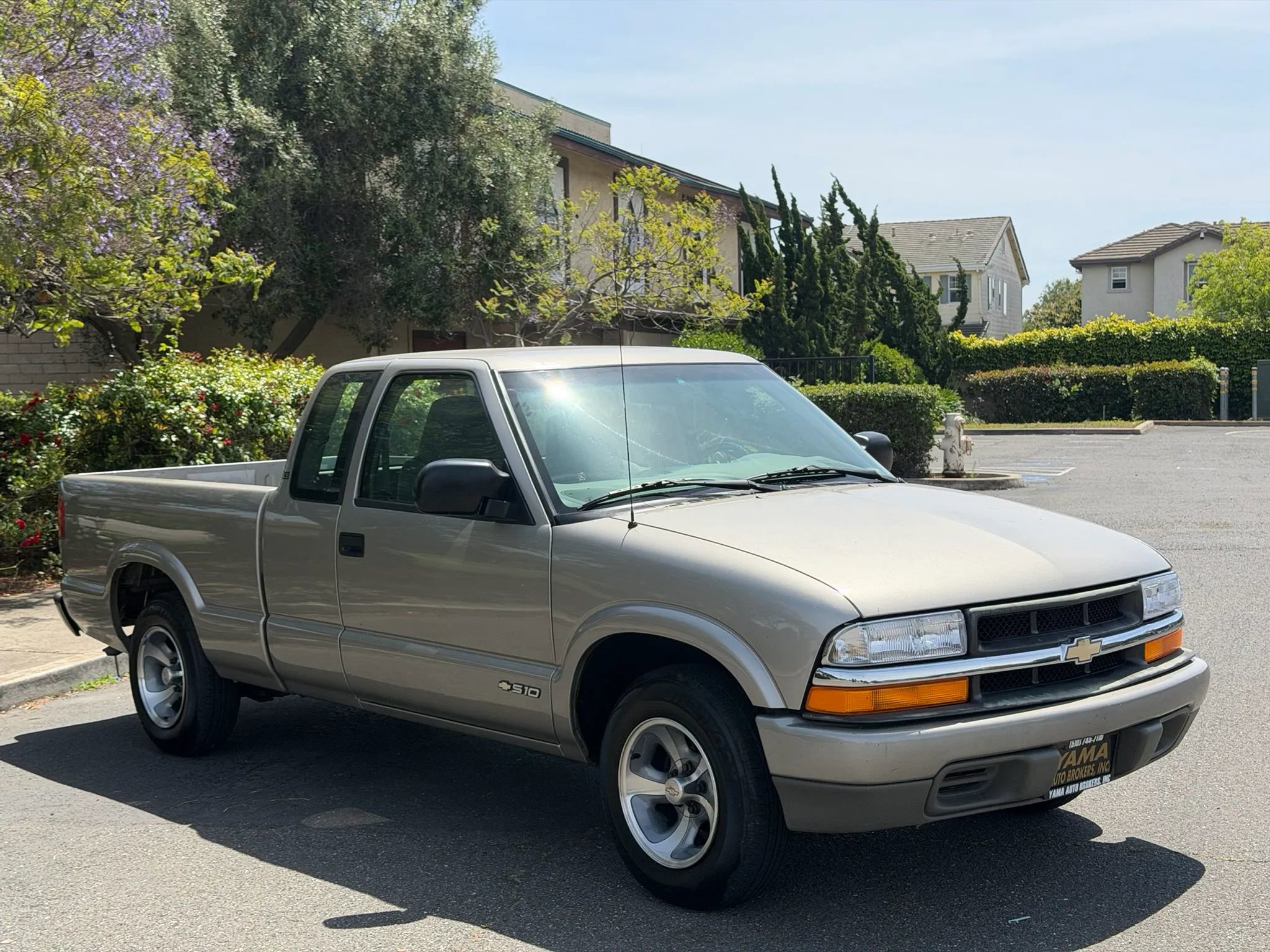 Used 2001 Chevrolet S10 Pickup LS w/ Preferred Equipment Group RWD image 5
