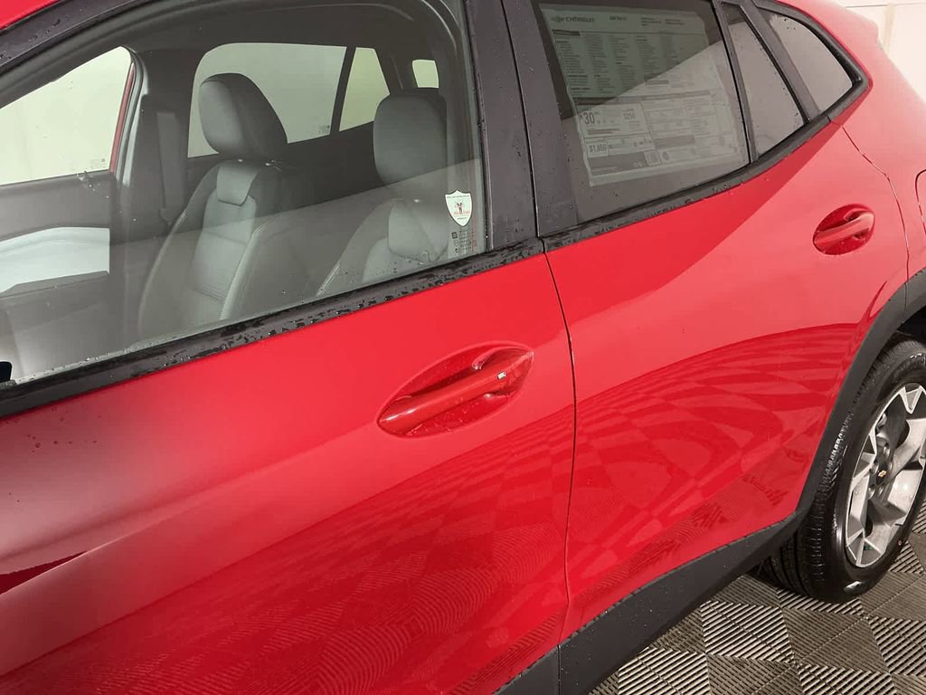 New 2026 Chevrolet Trax LT w/ Driver Confidence Package image 4