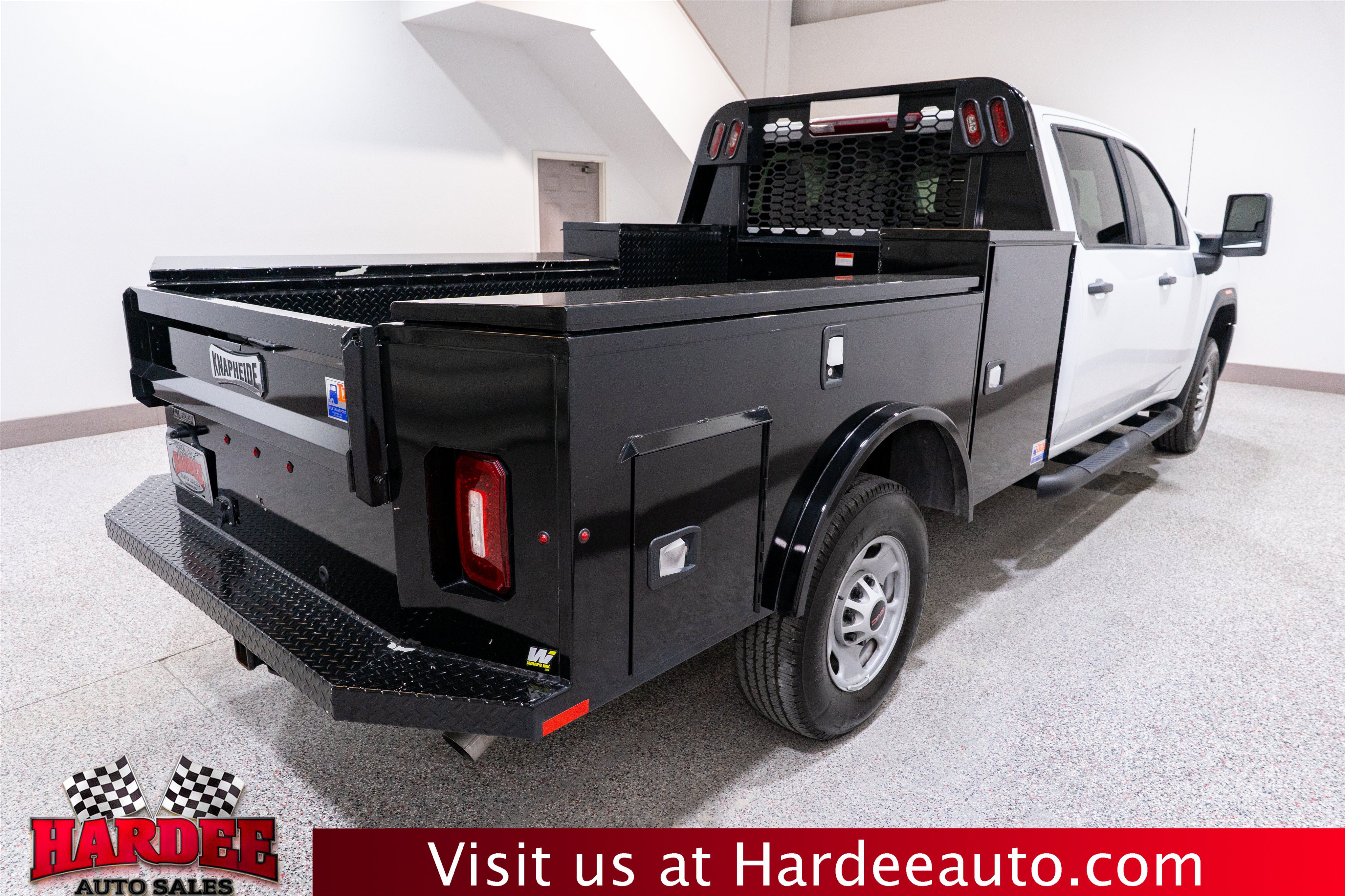 Used 2024 GMC Sierra 2500 Pro w/ Convenience Package RWD image 5
