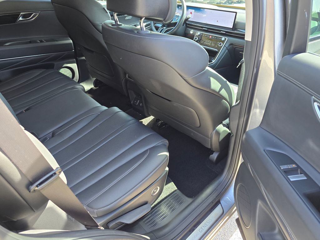 Used 2025 Genesis GV80 2.5T Standard image 33