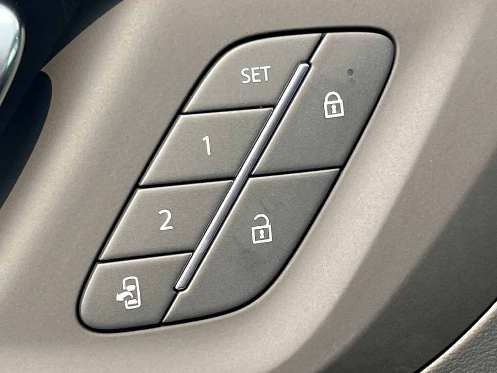 New 2027 Buick Enclave Preferred w/ Power Package AWD/4WD image 19