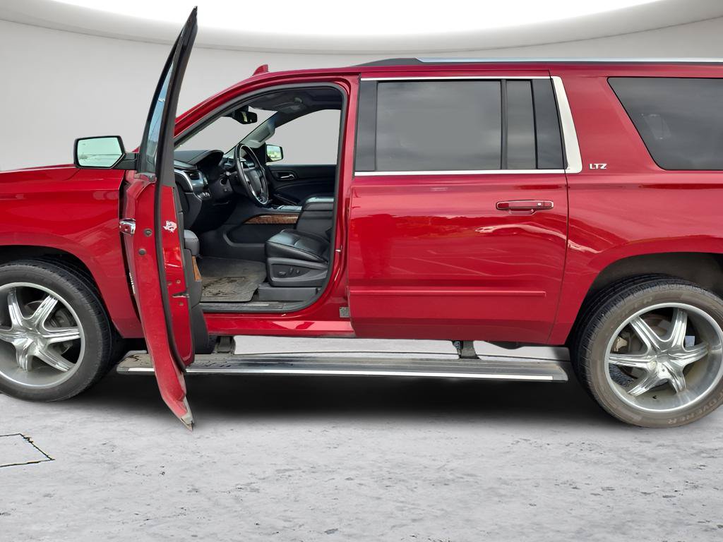Used 2015 Chevrolet Suburban LTZ AWD/4WD image 15