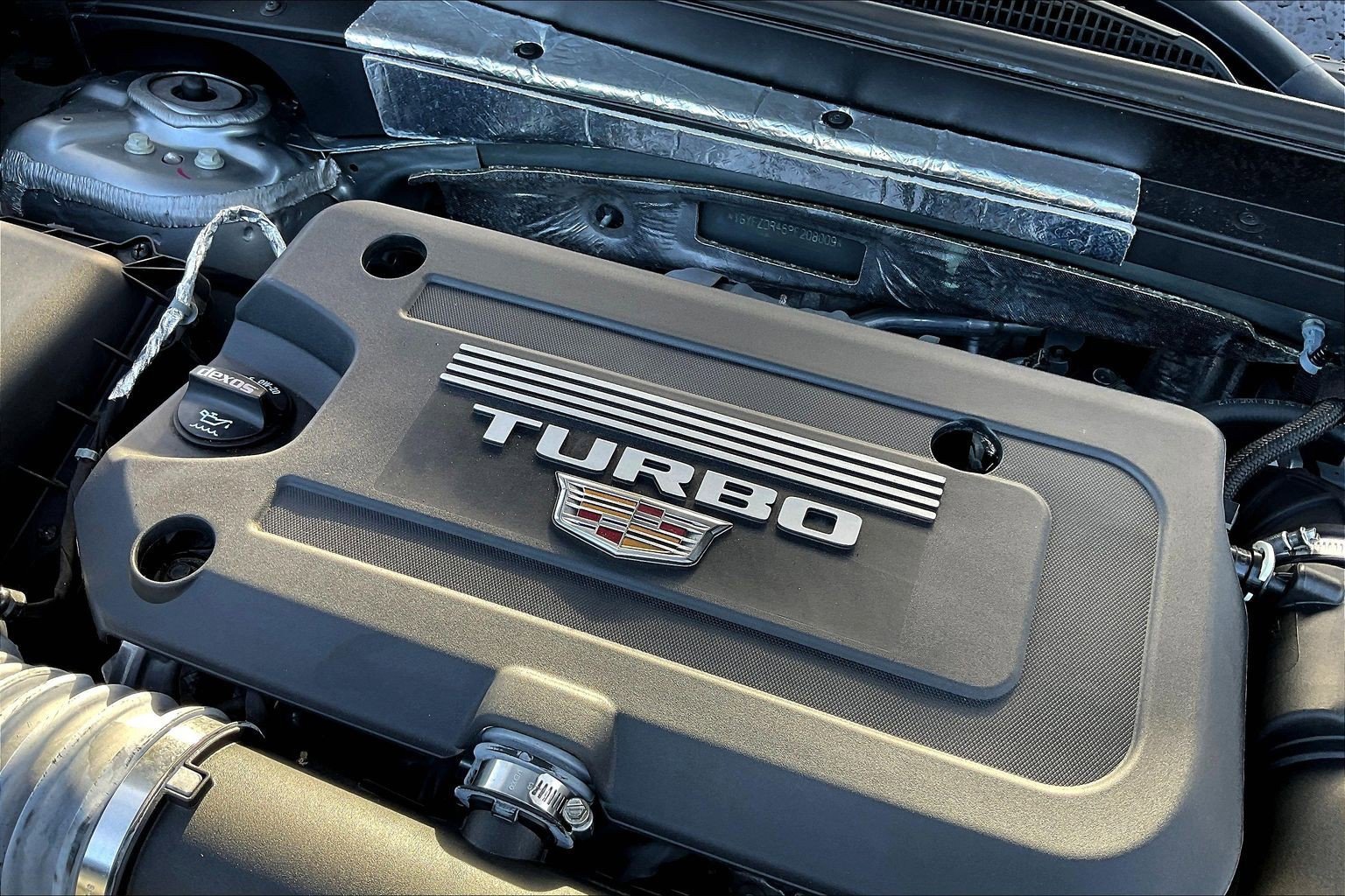 Used 2023 Cadillac XT4 Premium Luxury image 30