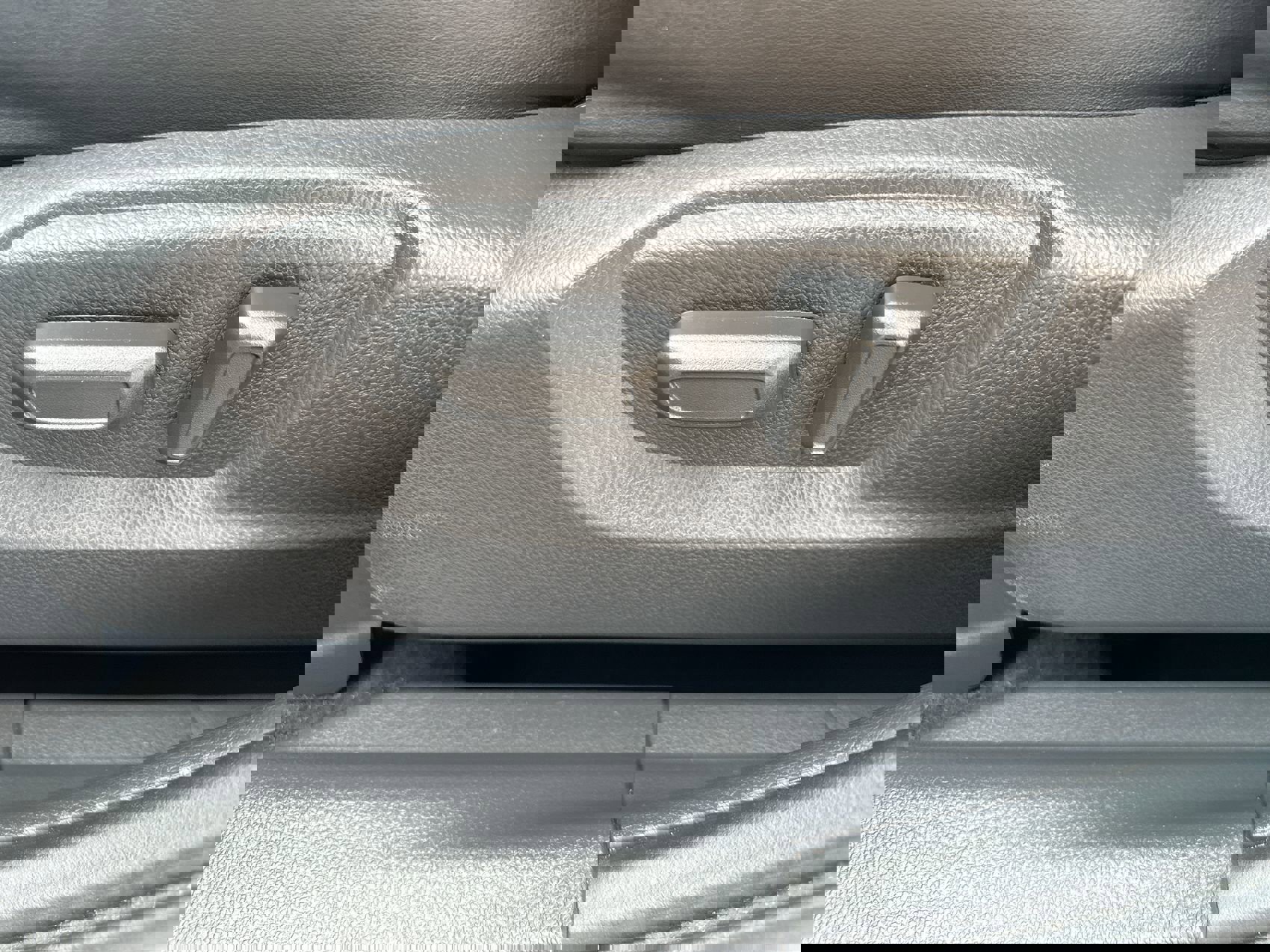 Used 2024 Mitsubishi Eclipse Cross SE image 12