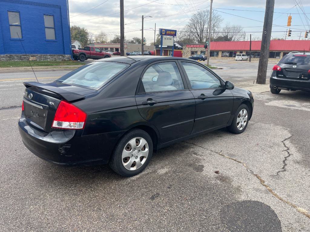 Used 2009 Kia Spectra EX image 5