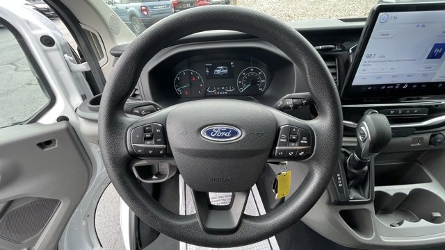 Used 2023 Ford Transit 350 XLT image 17