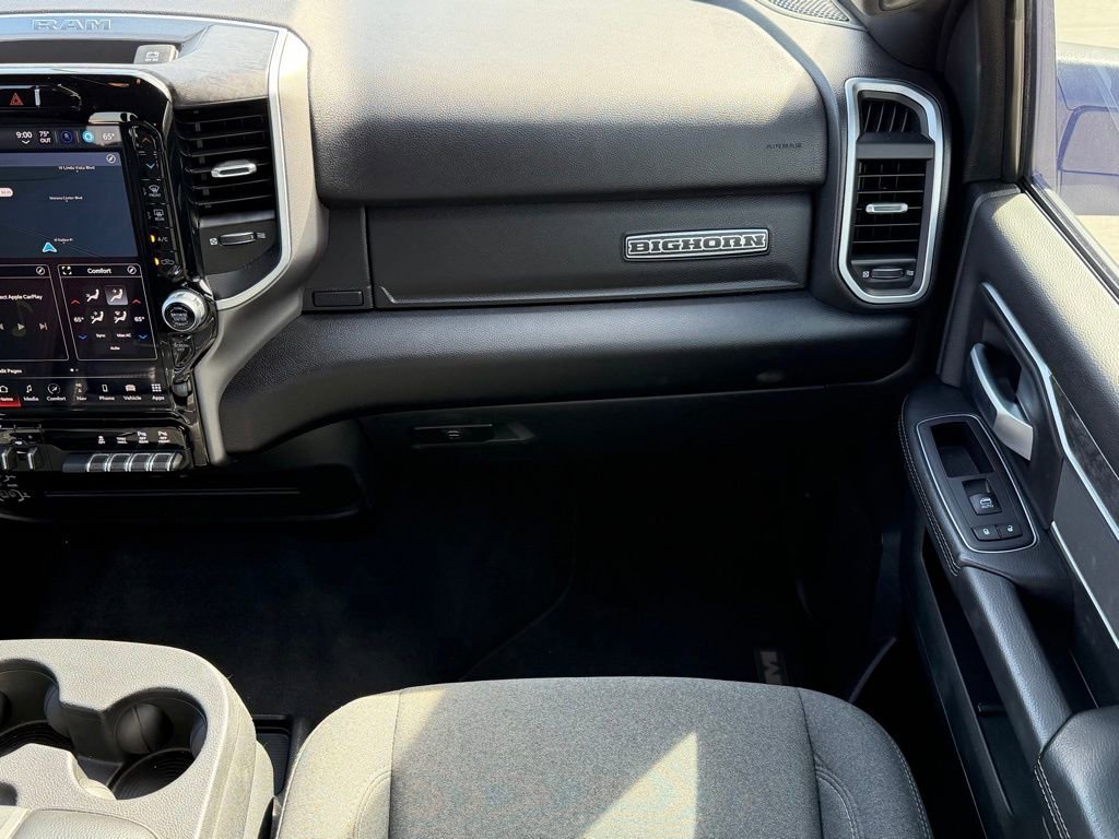 Used 2024 RAM 2500 Big Horn w/ Night Edition AWD/4WD image 11