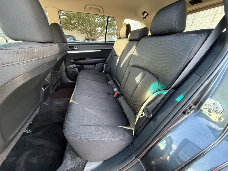 Used 2010 Subaru Outback 2.5i Premium image 13