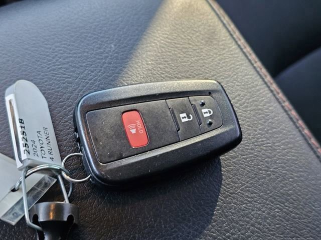 Used 2024 Toyota 4Runner TRD Pro image 33