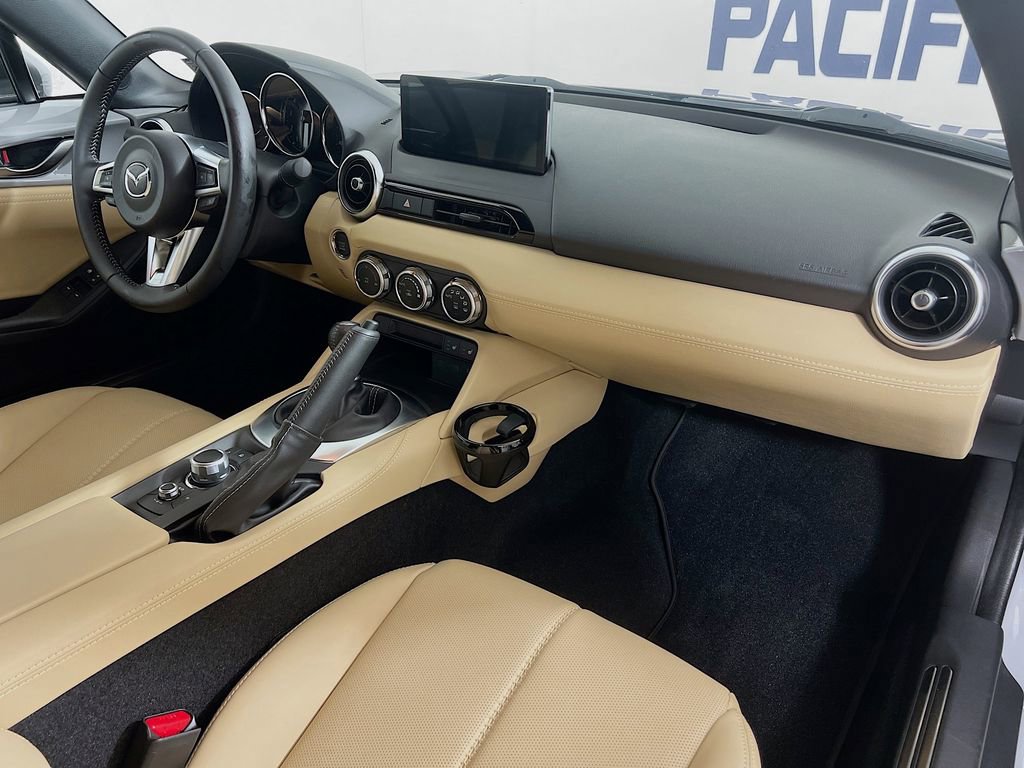 Certified 2024 MAZDA MX-5 Miata Grand Touring w/ Weather Package RWD image 29