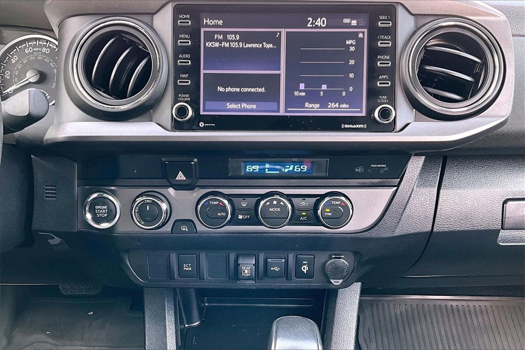 Used 2022 Toyota Tacoma TRD Sport image 32