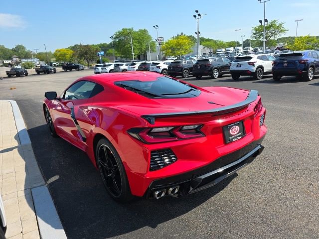 Used 2022 Chevrolet Corvette Stingray Coupe w/ 1LT RWD image 4