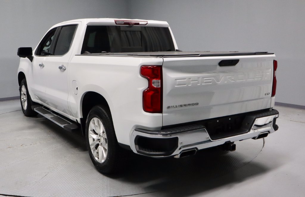 Used 2020 Chevrolet Silverado 1500 LTZ w/ LTZ Premium Package AWD/4WD image 9