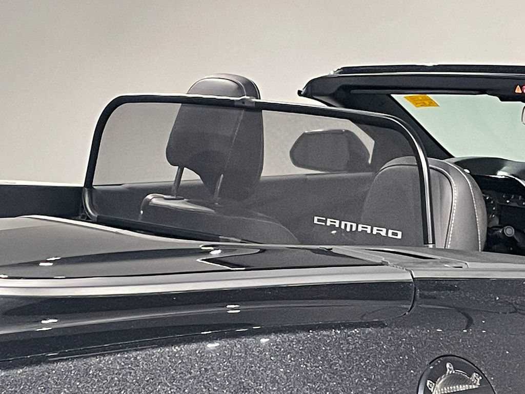 Used 2024 Chevrolet Camaro LT RWD image 10