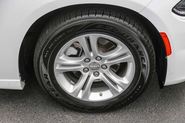 Used 2022 Dodge Charger SXT w/ Leather Interior Group image 12