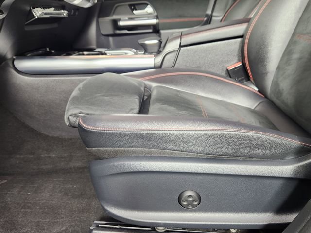 Used 2021 Mercedes-Benz GLA 35 AMG 4MATIC image 10