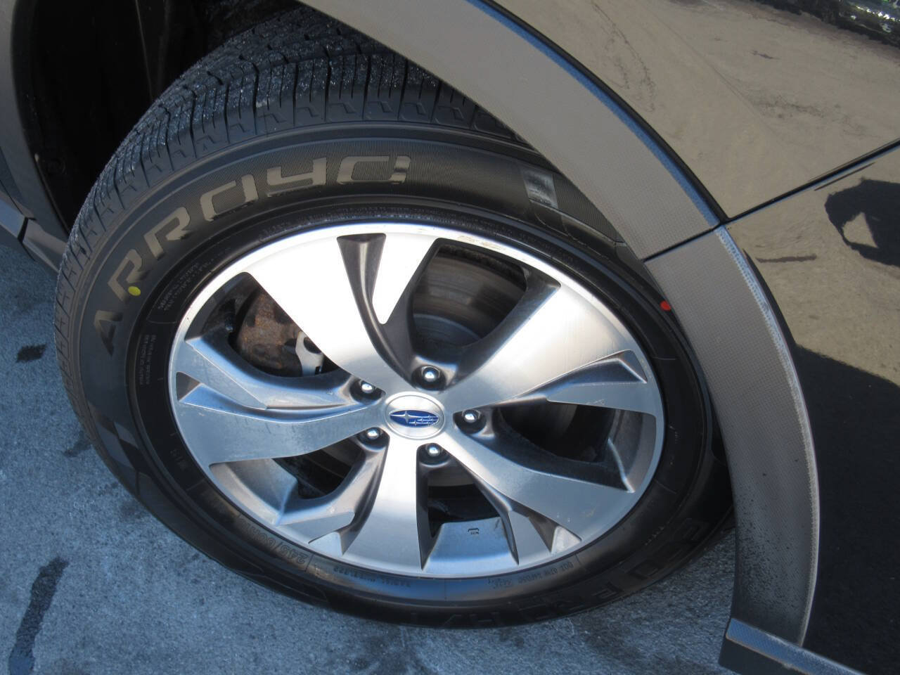 Used 2019 Subaru Ascent Premium AWD/4WD image 4