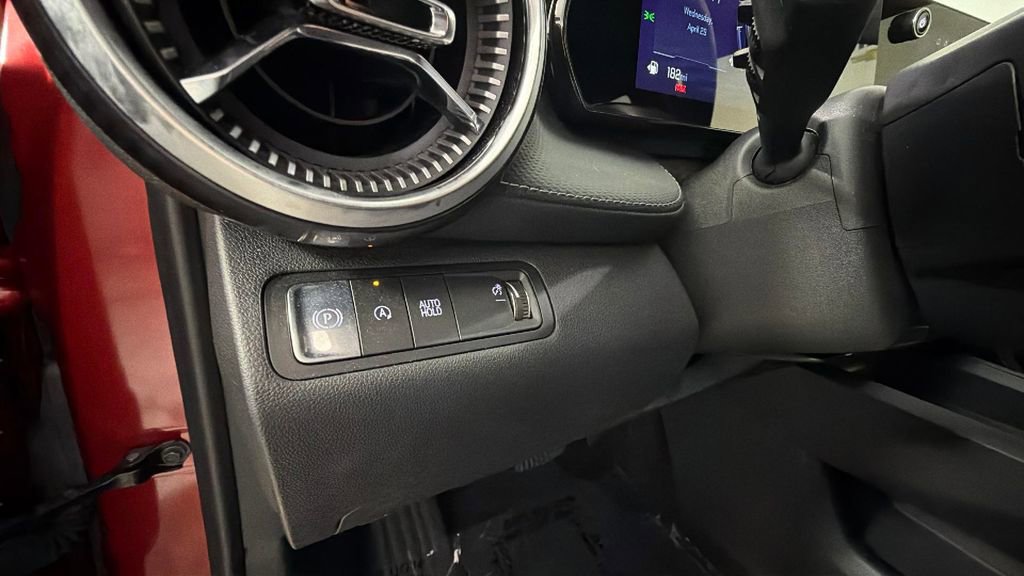 Certified 2026 Chevrolet Equinox LT FWD image 25